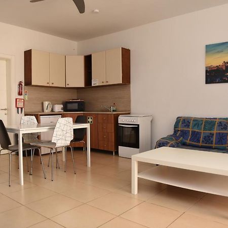 Hortensia Studio Apartment St. Paul's Bay Esterno foto